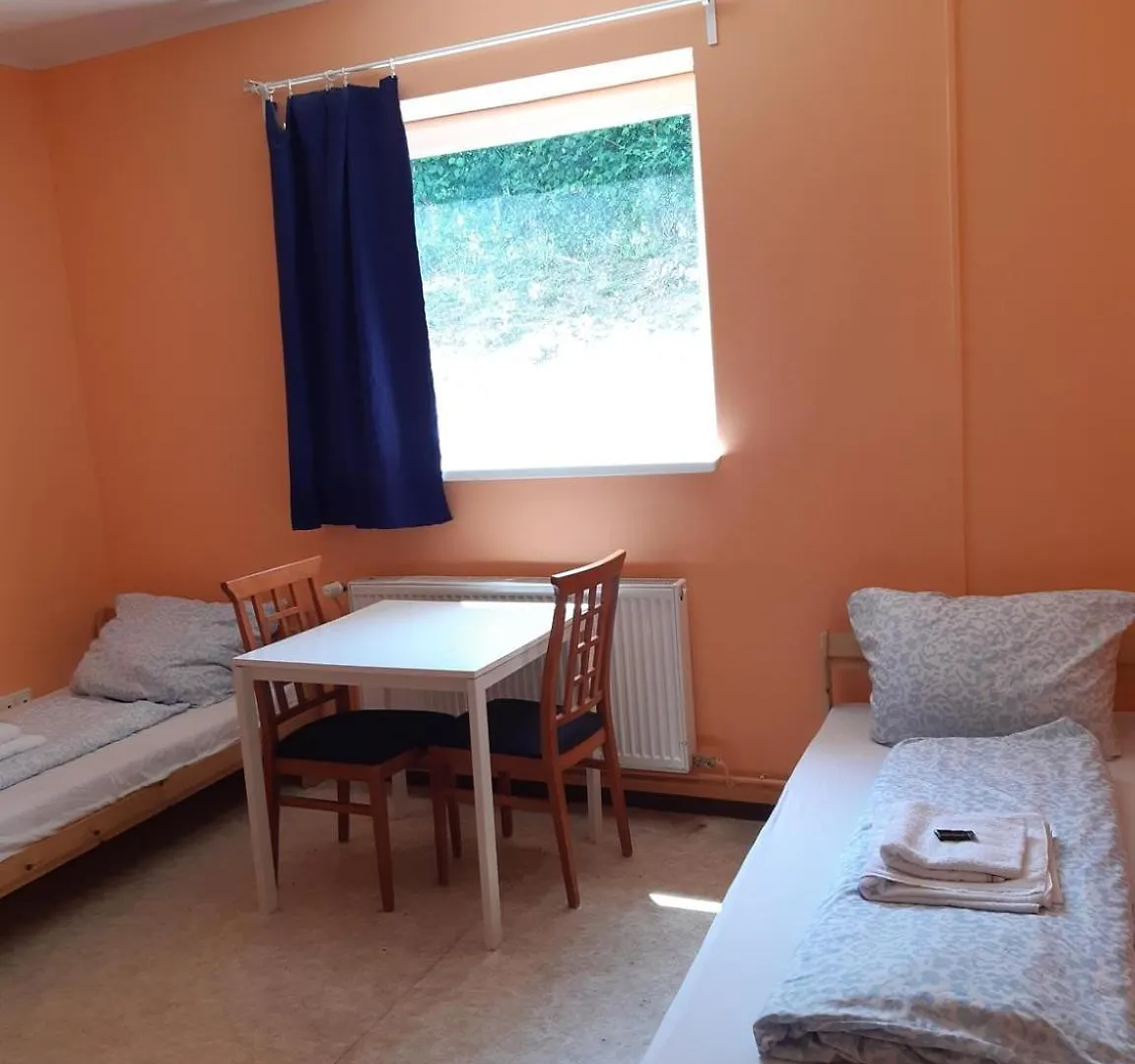 Low Budget Allach Hostel Rooms & Apartments Tub 19A München Tyskland