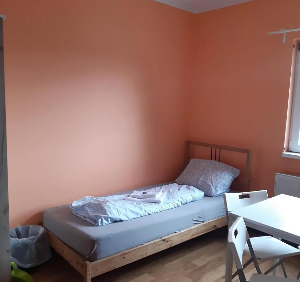 Low Budget Allach Hostel Rooms & Apartments Tub 19A München