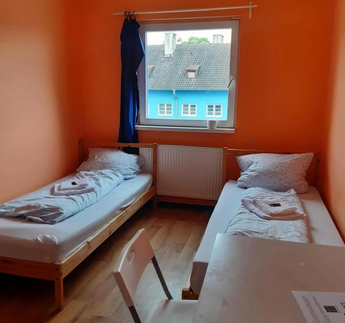 Low Budget Allach Hostel Rooms & Apartments Tub 19A München