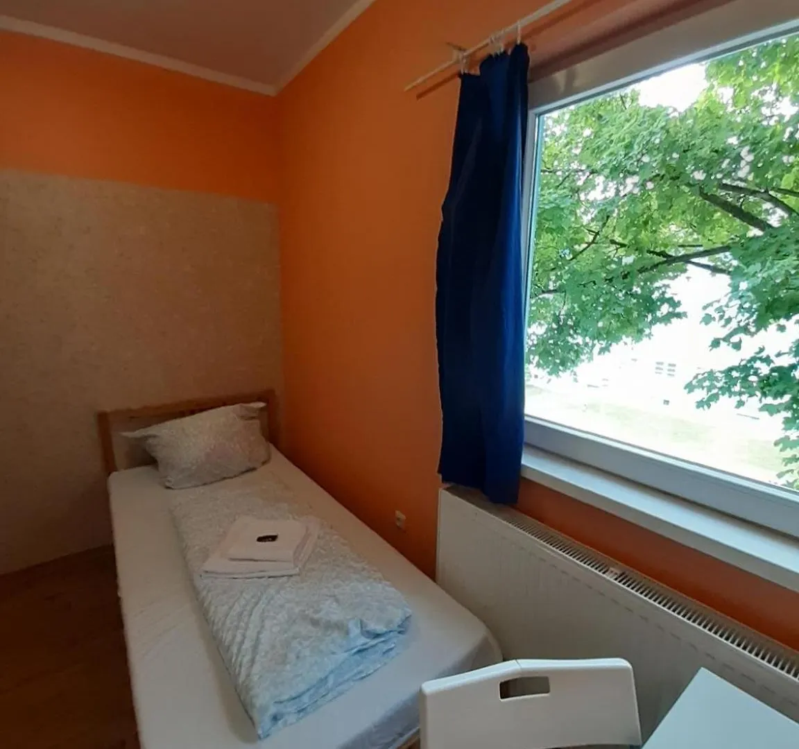 Low Budget Allach Hostel Rooms & Apartments Tub 19A Munich