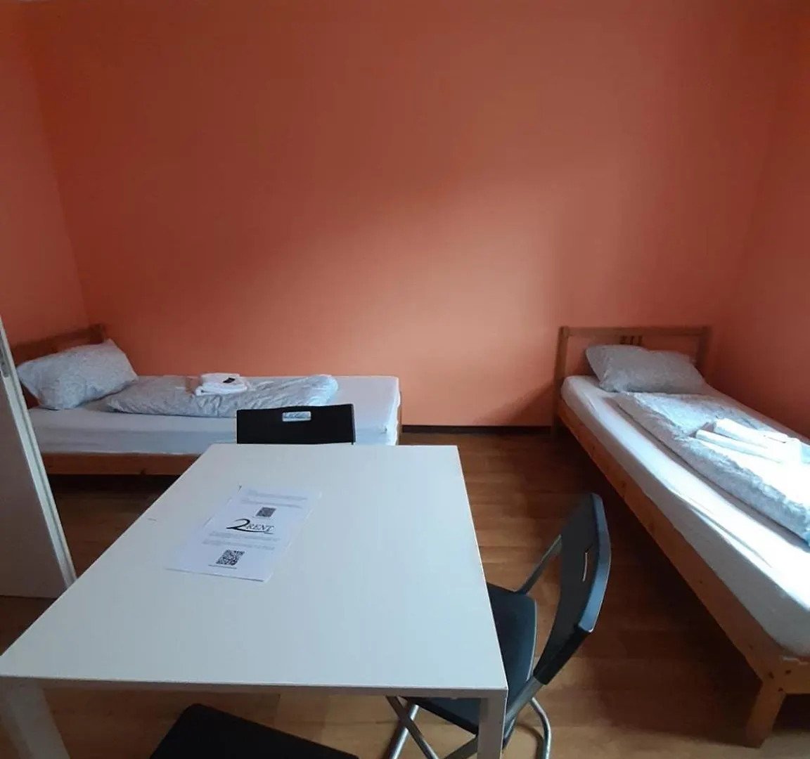Low Budget Allach Hostel Rooms & Apartments Tub 19A Munich