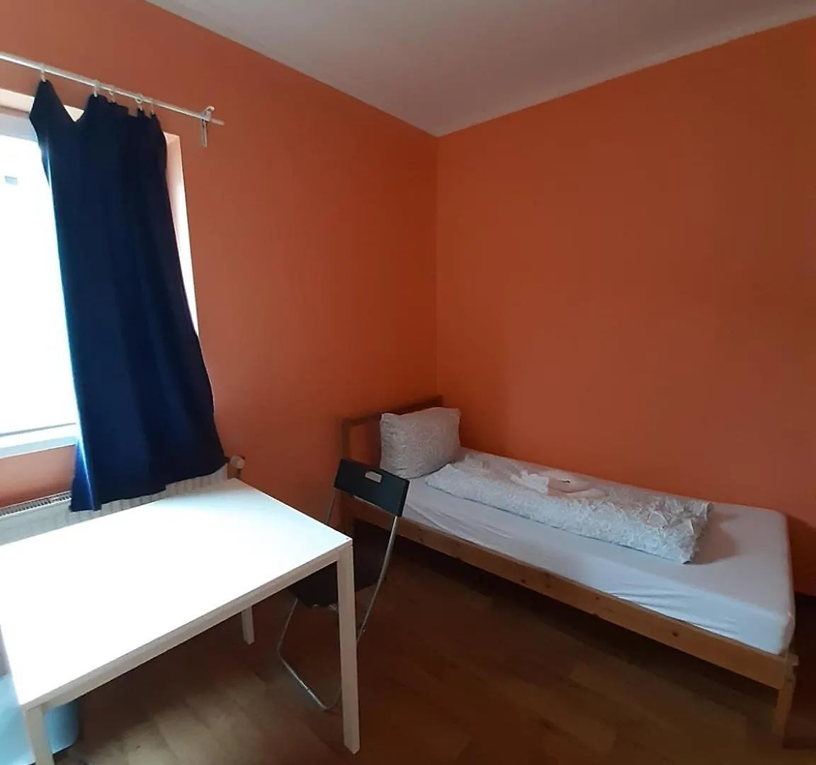 Low Budget Allach Hostel Rooms & Apartments Tub 19A Munich Germany