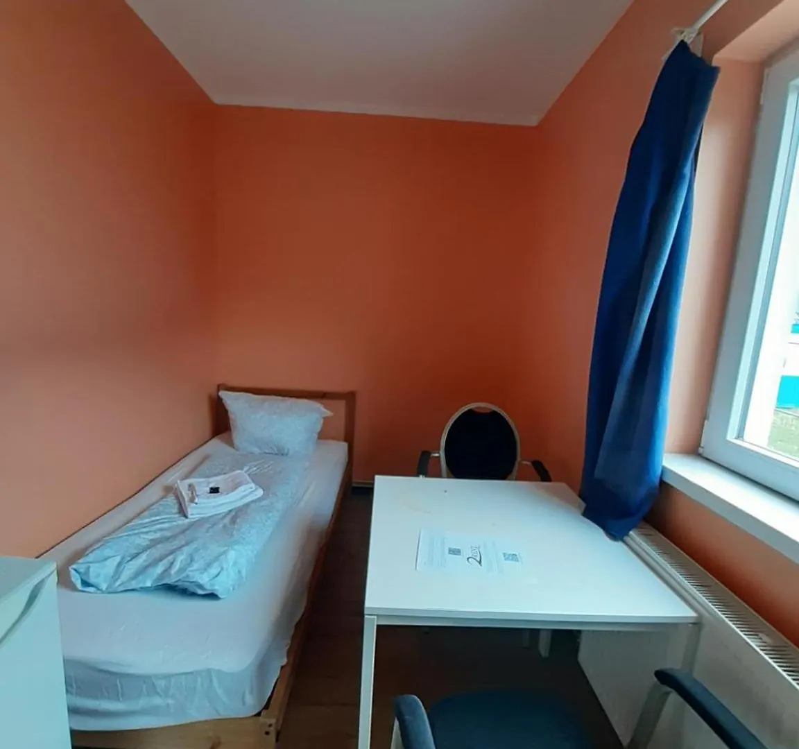 Low Budget Allach Hostel Rooms & Apartments Tub 19A München Deutschland
