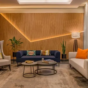 Courtyard By Marriott Center Szálloda