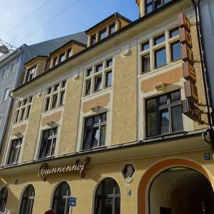 Brunnenhof Center Szálloda