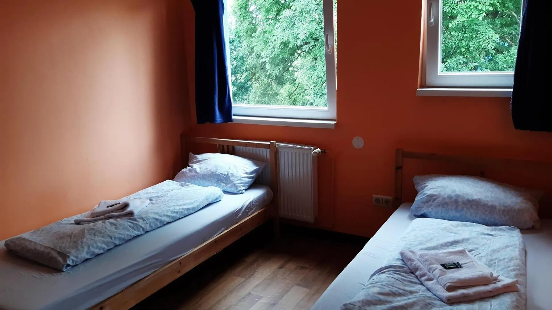 Low Budget Allach Hostel Rooms & Apartments Tub 19A Munich