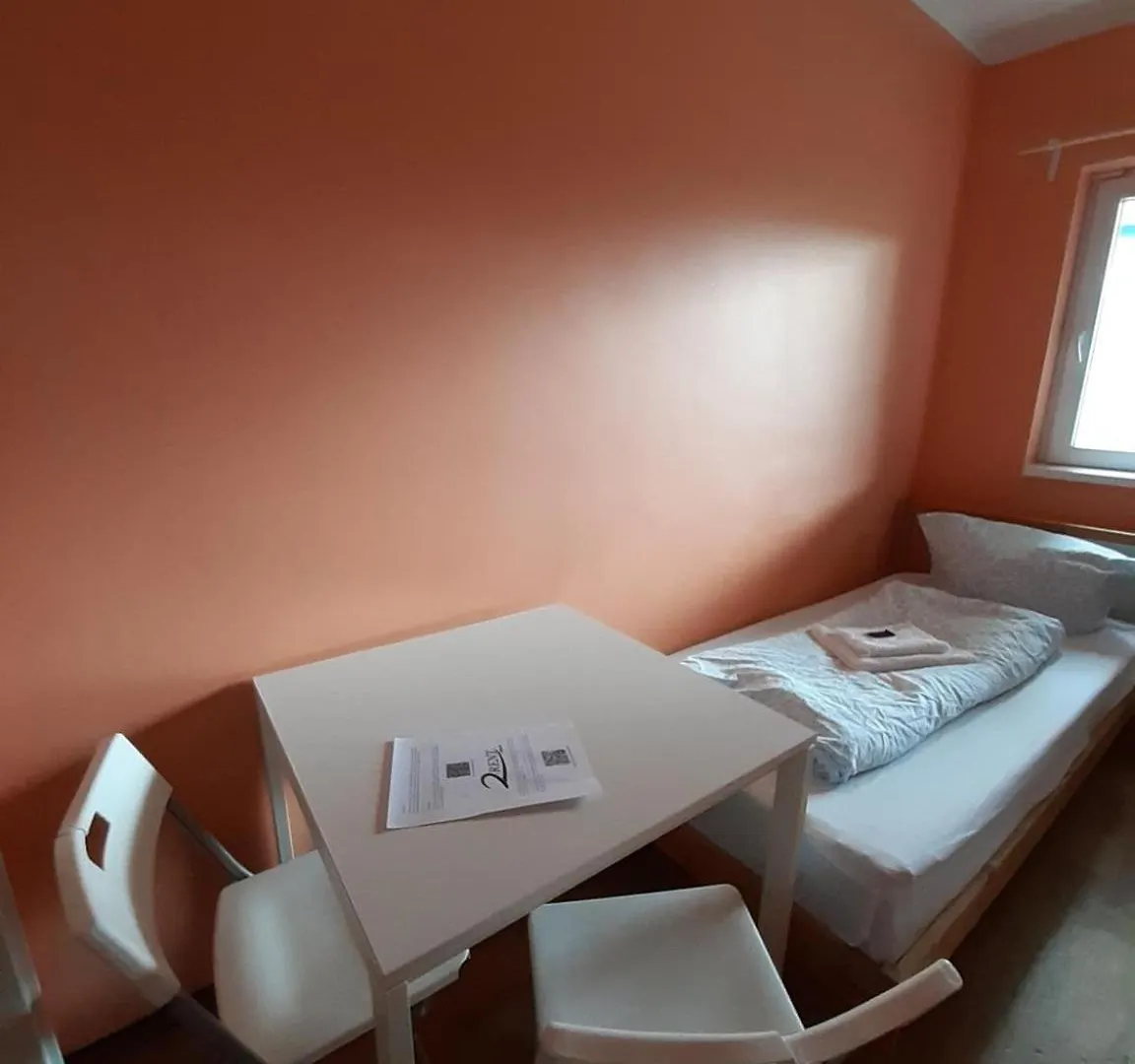 Low Budget Allach Hostel Rooms & Apartments Tub 19A München 0*,