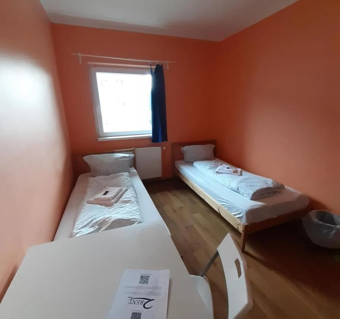 Low Budget Allach Hostel Rooms & Apartments Tub 19A Munich