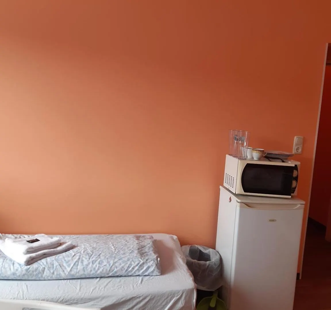 Low Budget Allach Hostel Rooms & Apartments Tub 19A Munich 0*,
