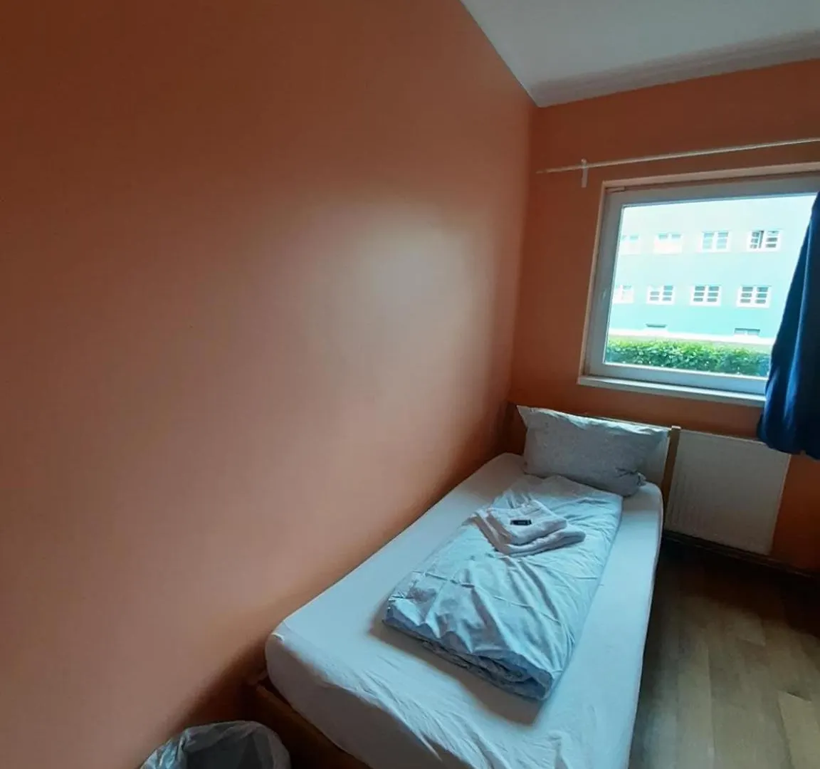 Low Budget Allach Hostel Rooms & Apartments Tub 19A Munich